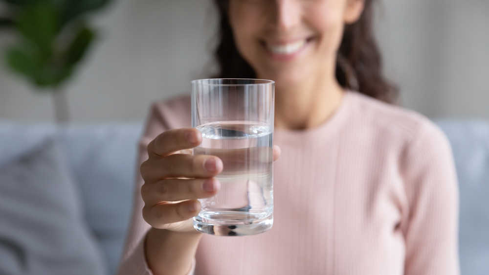 Are You Dehydrated? Here Are 5 Signs You Are | Healthy Wellbeing