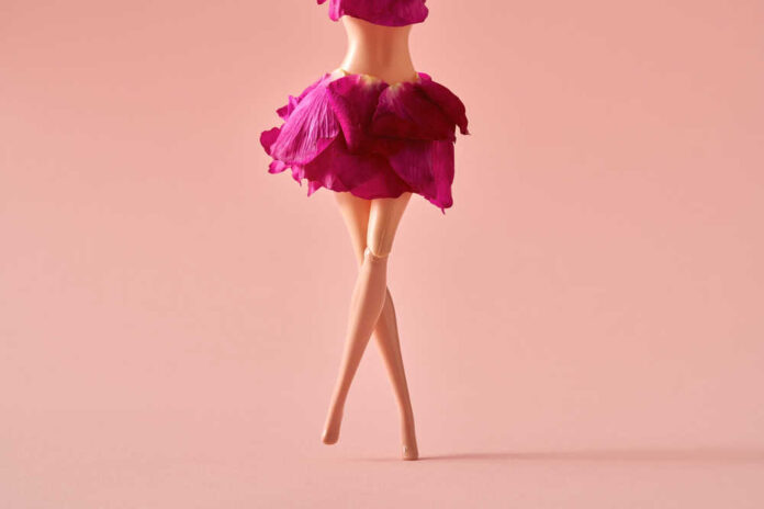 Plastic,Doll,Representing,A,Woman,Dressed,In,A,Skirt,Made